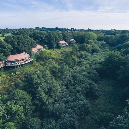 Chewton Glen Hotel - An Iconic Luxury Hotel New Milton Exterior photo