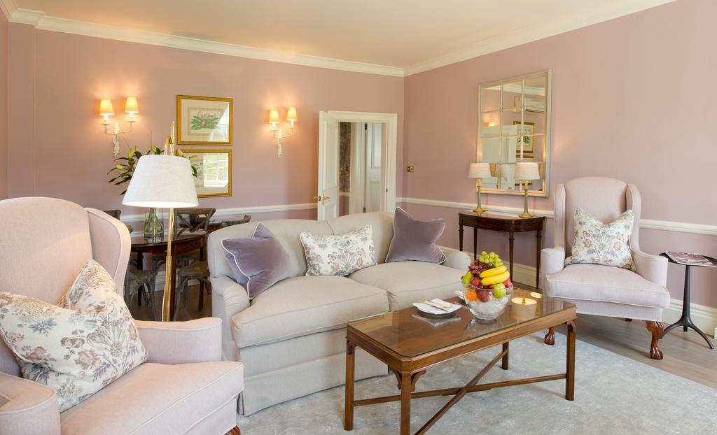 Chewton Glen Hotel - An Iconic Luxury Hotel New Milton Exterior photo